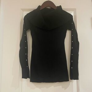 Petites! WHBM White House Black Market black sweater button detail XXSP